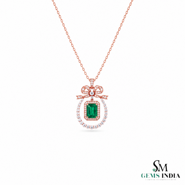 Vintage Style Emerald-Cut Emerald Bow Pendant Luxury Bow Diamond Pendant