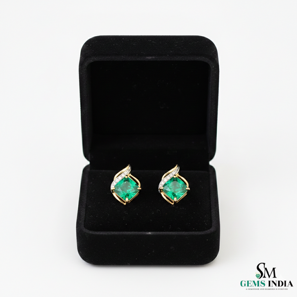 7,80 ct dunkelgrüne Statement-Ohrhänger mit großen sambischen Smaragden im Smaragd- und Ovalschliff, 18 Karat Gold, Smaragdohrringe, ovale Smaragdstifte (Kopie)