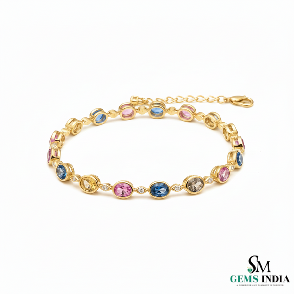 Doppelter Smaragd-Ring in offenem Design aus 14 Karat Gold – Band mit quadratisch und rund geschliffenen grünen Edelsteinen