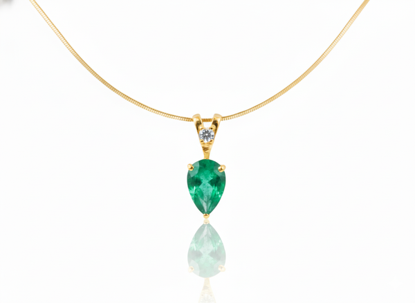 1.90 carat Natural Teardrop Emerald Pendant Necklace in 14k Gold with Diamond Accent
