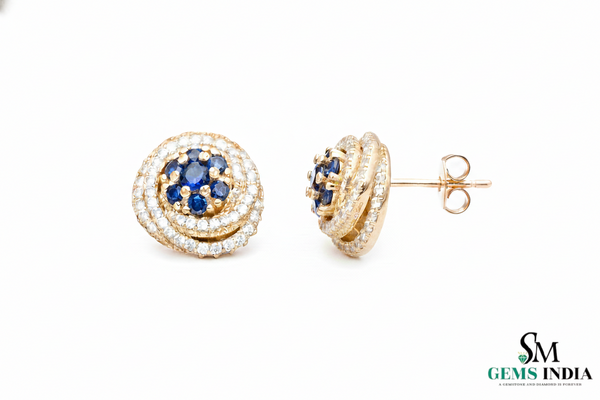 Round Blue Sapphire & Diamond Cluster Stud Earrings in 18k Gold – Vintage Halo Style