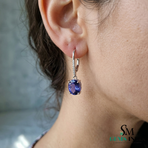 7,80 ct dunkelgrüne Statement-Ohrhänger mit großen sambischen Smaragden im Smaragd- und Ovalschliff, 18 Karat Gold, Smaragdohrringe, ovale Smaragdstifte (Kopie)