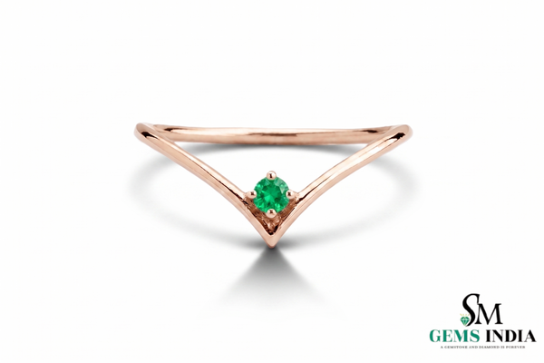 Dainty V Band Emerald Ring – Minimalist 14k Gold Solitaire Ring