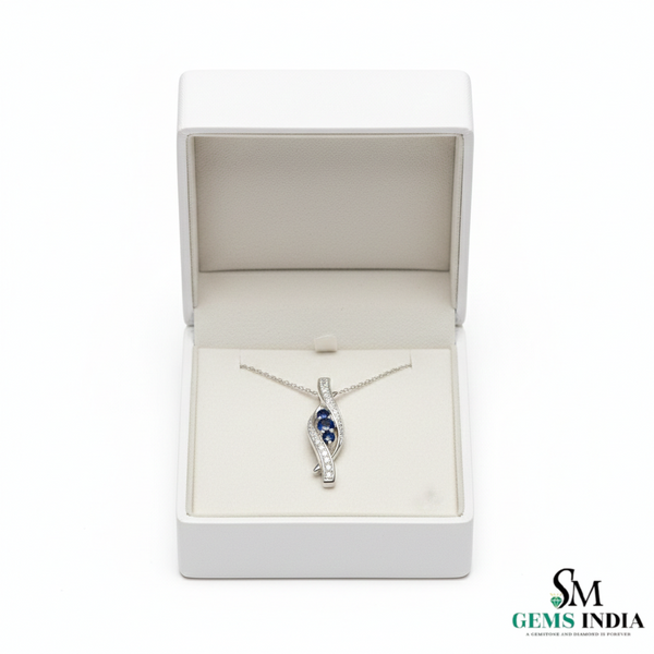 Round Three-Stone Blue Sapphire Diamond Pendant – Elegant Twist Design
