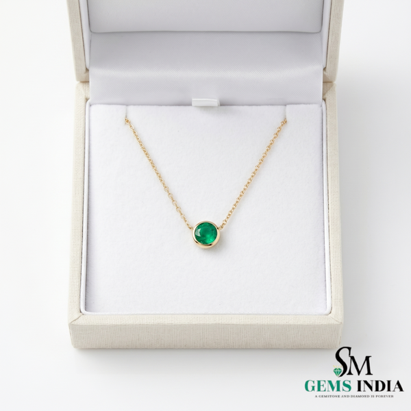 Round Emerald Bezel Set Pendant Necklace – Minimalist Solitaire Green Gemstone Fine Jewelry