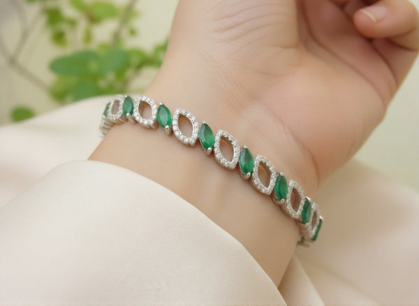 14k Gold Zambian Emerald and Diamond Bangle Bracelet