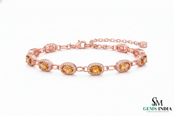 Doppelter Smaragd-Ring in offenem Design aus 14 Karat Gold – Band mit quadratisch und rund geschliffenen grünen Edelsteinen