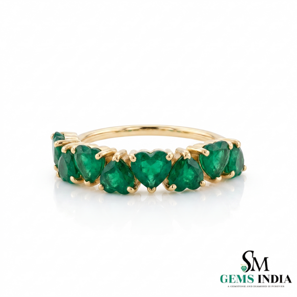 Heart Emerald Wedding Band Ring - Romantic Gemstone Band