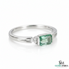 Emerald Cut Green Emerald Ring with Diamond Side Accents – Elegant Fine Jewelry Style