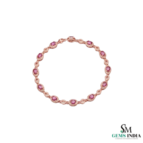 Doppelter Smaragd-Ring in offenem Design aus 14 Karat Gold – Band mit quadratisch und rund geschliffenen grünen Edelsteinen