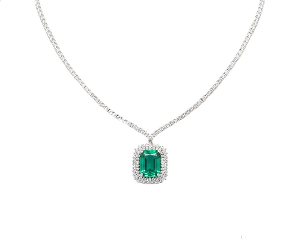10.10 carat Glamorous Natural Emerald Halo Pendant Necklace Sparkling Diamond Setting