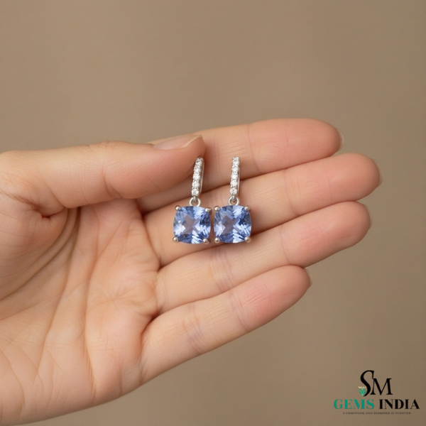 7,80 ct dunkelgrüne Statement-Ohrhänger mit großen sambischen Smaragden im Smaragd- und Ovalschliff, 18 Karat Gold, Smaragdohrringe, ovale Smaragdstifte (Kopie)