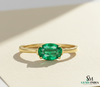 Oval Cut Green Emerald Ring in Gold – Minimalist Natural Gemstone Stackable Ring