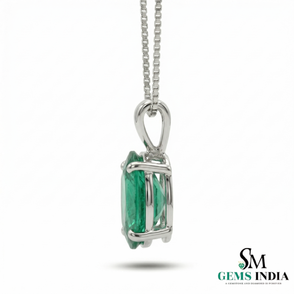 Oval Cut Emerald Pendant in 14k Gold – Classic Solitaire Design