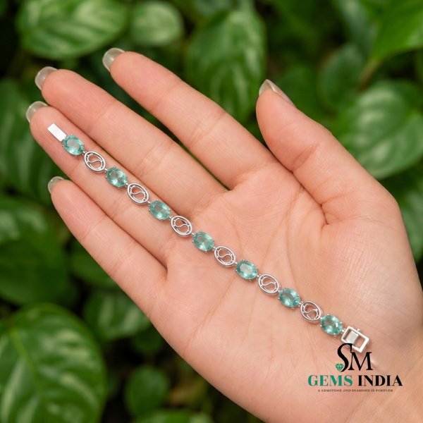 Oval Natural Emerald Bracelet - Elegant Green Gemstone Jewelry