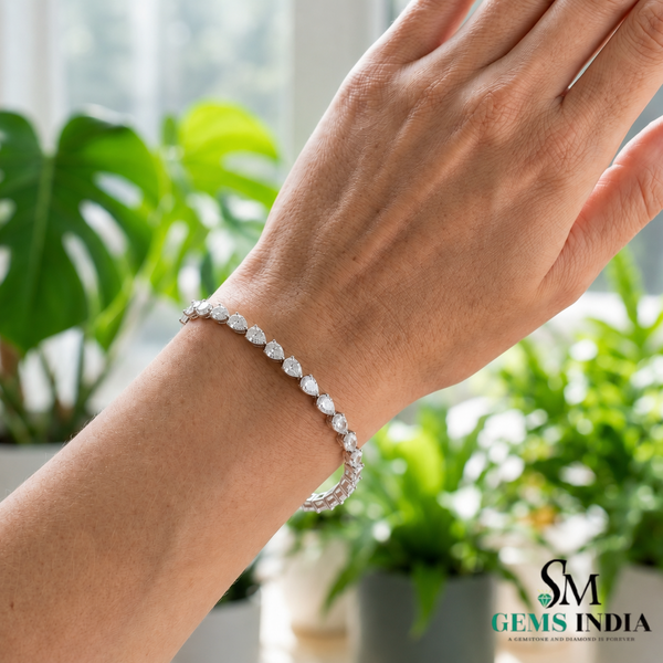 Pear Cut Diamond Tennis Bracelet – Elegant Teardrop Crystal Bracelet for Women