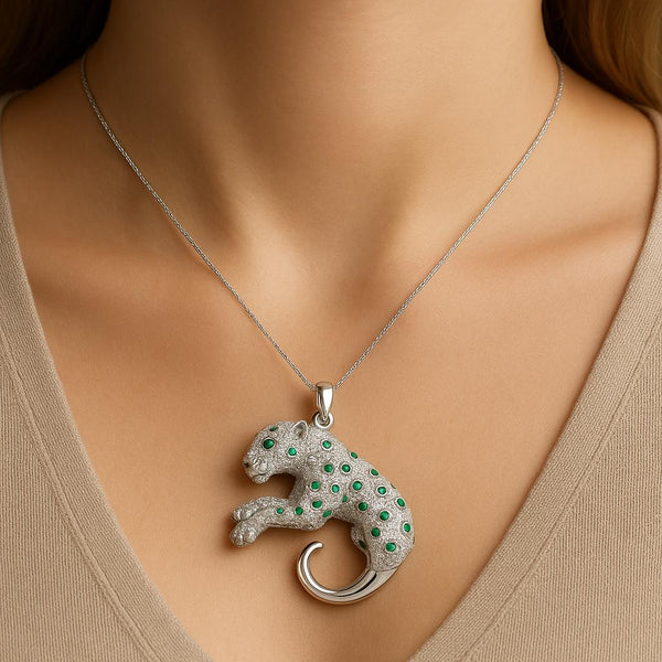 Natural Emerald Tiger Design Animal Pendant In 18k Solid Gold