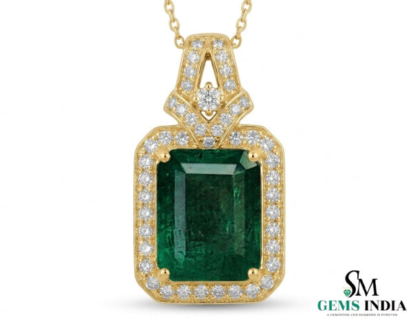 Statement Emerald Pendant with Diamond Accents – Luxury Style