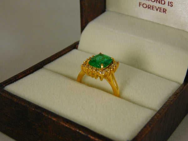 Elegant 3.50 carat Cushion Cut Natural Emerald And Diamond Statement Ring In 14K Gold