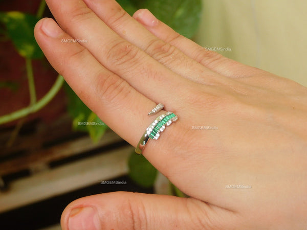 Sophisticated Baguette and Diamond Statement Ring in 14k Solid Gold -Luxurious Glamour!