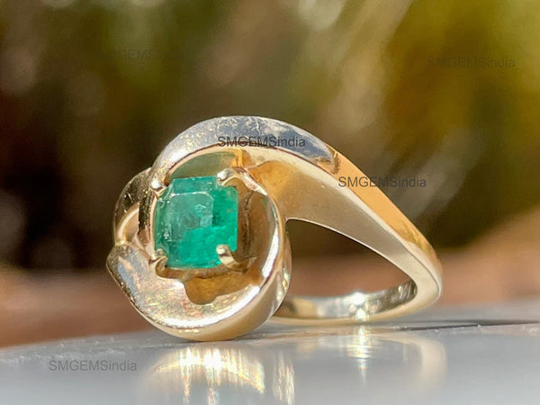 Octagon Shape Natural Emerald Engagement Ring in 14K Gold Modern Twist Band Design
