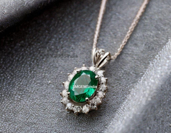 Vintage style 2.30 carat Oval shape Natural Emerald and Diamond Halo Pendant Necklace in 14K gold
