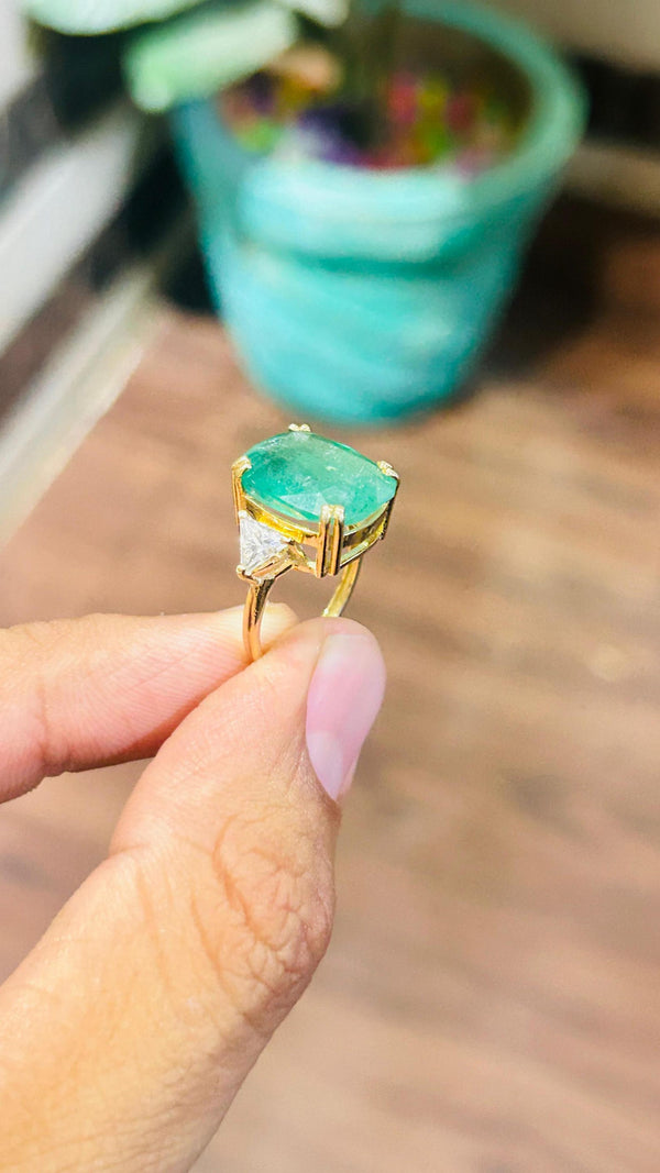 9.50 carat Cushion Shape Natural Emerald Cut Triangle Diamond Promise Ring 14k Gold Engagement Gift