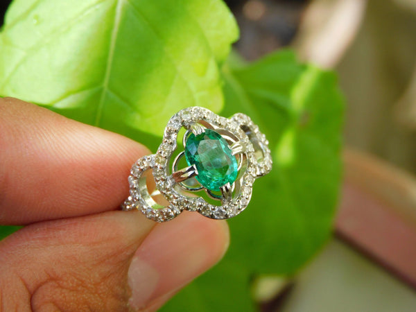 Oval Raw Emerald And Diamond Anniversary Ring / Wedding Ring For Womens / May Birthstone Ring/ Mother's Day Gift