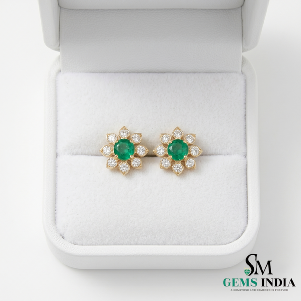 1.60 carat Daisy Flower Stud Earrings in Gold with Natural Emerald-Green Stone