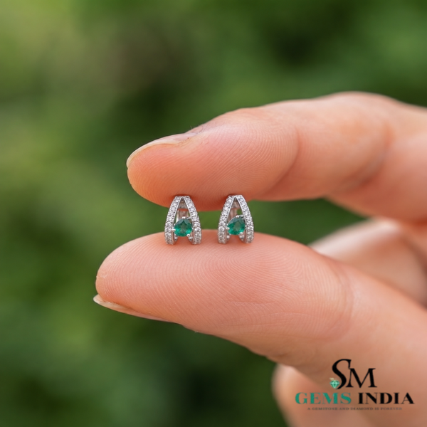 Pear Cut Emerald Green Open Teardrop stud Earrings