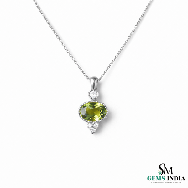 Fine Oval Peridot Pendantwith Diamond