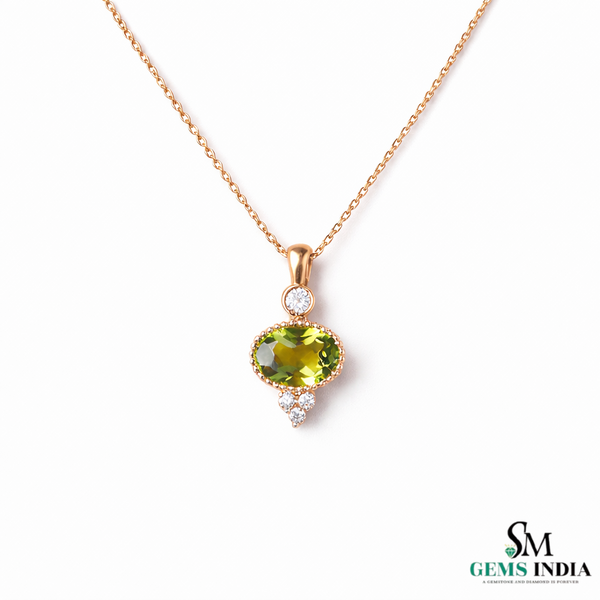 Fine Oval Peridot Pendantwith Diamond