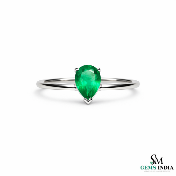 Pear Cut Green Emerald Solitaire Ring – Minimalist Teardrop Gemstone Ring