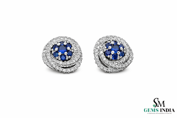 Round Blue Sapphire & Diamond Cluster Stud Earrings in 18k Gold – Vintage Halo Style