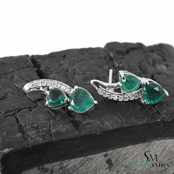 3.50 carat Green Natural Emerald Heart Drop Earrings Sparkling Diamond Curve