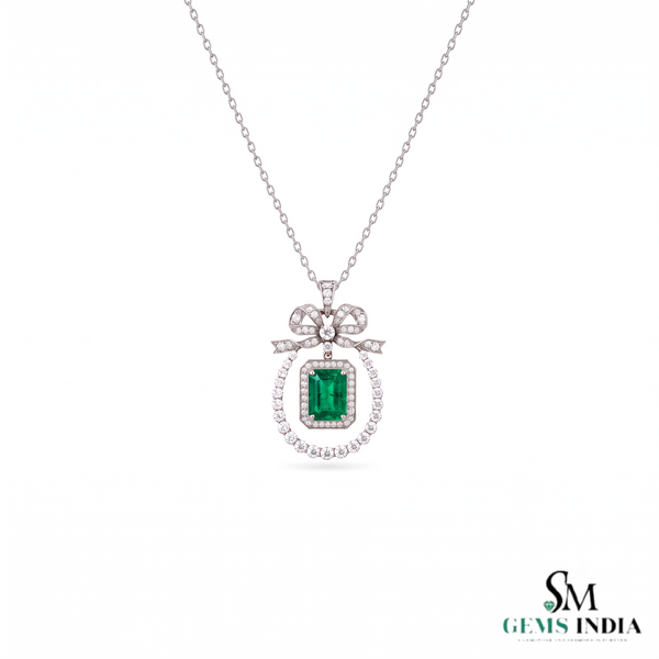 Vintage Style Emerald-Cut Emerald Bow Pendant Luxury Bow Diamond Pendant