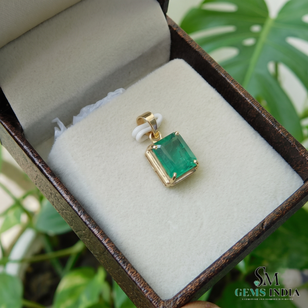 4.10 carat 14K Gold Emerald cut Natural Pendant Necklace Timeless Emerald Jewelry