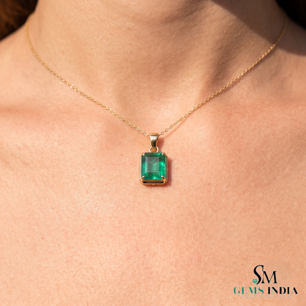4.10 carat 14K Gold Emerald cut Natural Pendant Necklace Timeless Emerald Jewelry
