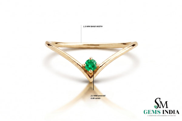 Dainty V Band Emerald Ring – Minimalist 14k Gold Solitaire Ring