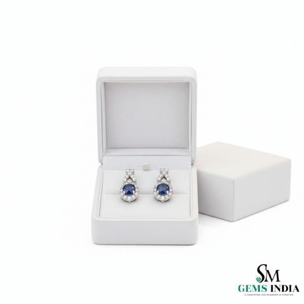 Round Blue Sapphire & Diamond Cluster Stud Earrings in 18k Gold – Vintage Halo Style (Copy)