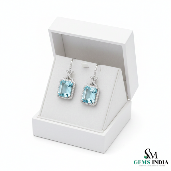 Doppelter Smaragd-Ring in offenem Design aus 14 Karat Gold – Band mit quadratisch und rund geschliffenen grünen Edelsteinen