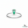 Pear Cut Green Emerald Solitaire Ring – Minimalist Teardrop Gemstone Ring
