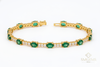 Tennisarmband aus Natur-Smaragden im Ovalschliff und Diamanten in Gold | Tennisarmband aus Natur-Smaragden und Diamanten in Gold | Tennisarmband mit großen Smaragden im Ovalschliff