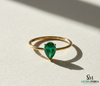 Pear Cut Green Emerald Solitaire Ring – Minimalist Teardrop Gemstone Ring