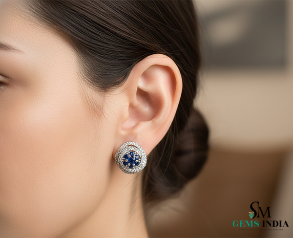Round Blue Sapphire & Diamond Cluster Stud Earrings in 18k Gold – Vintage Halo Style