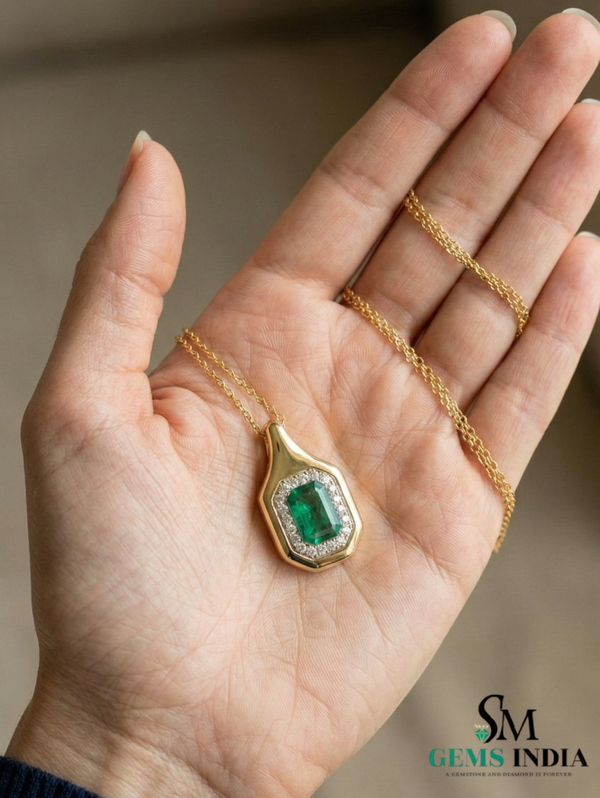 Emerald Cut Green Emerald Diamond Cluster Pendant for Women