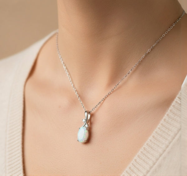 Oval Opal Diamond Halo Pendant - Elegant Gold Jewelry