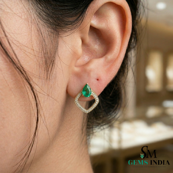 Luxury Pear Shape Emerald & Diamond Stud Earrings for Women