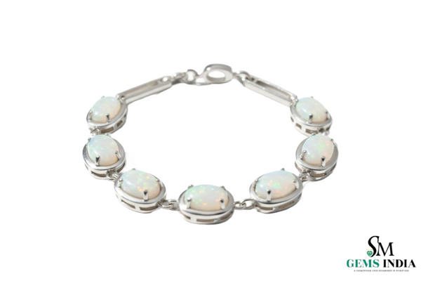 Minimalist Oval Opal Link Bracelet for Women – Elegant Gemstone Jewelry