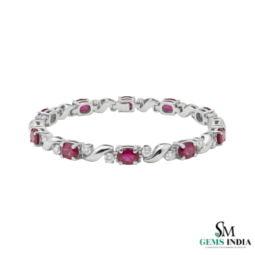 Doppelter Smaragd-Ring in offenem Design aus 14 Karat Gold – Band mit quadratisch und rund geschliffenen grünen Edelsteinen